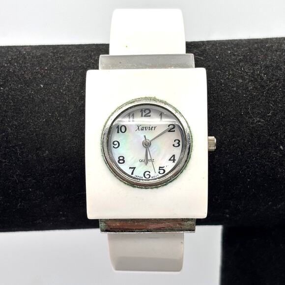 Y2K White Watch - Picture 1 of 4